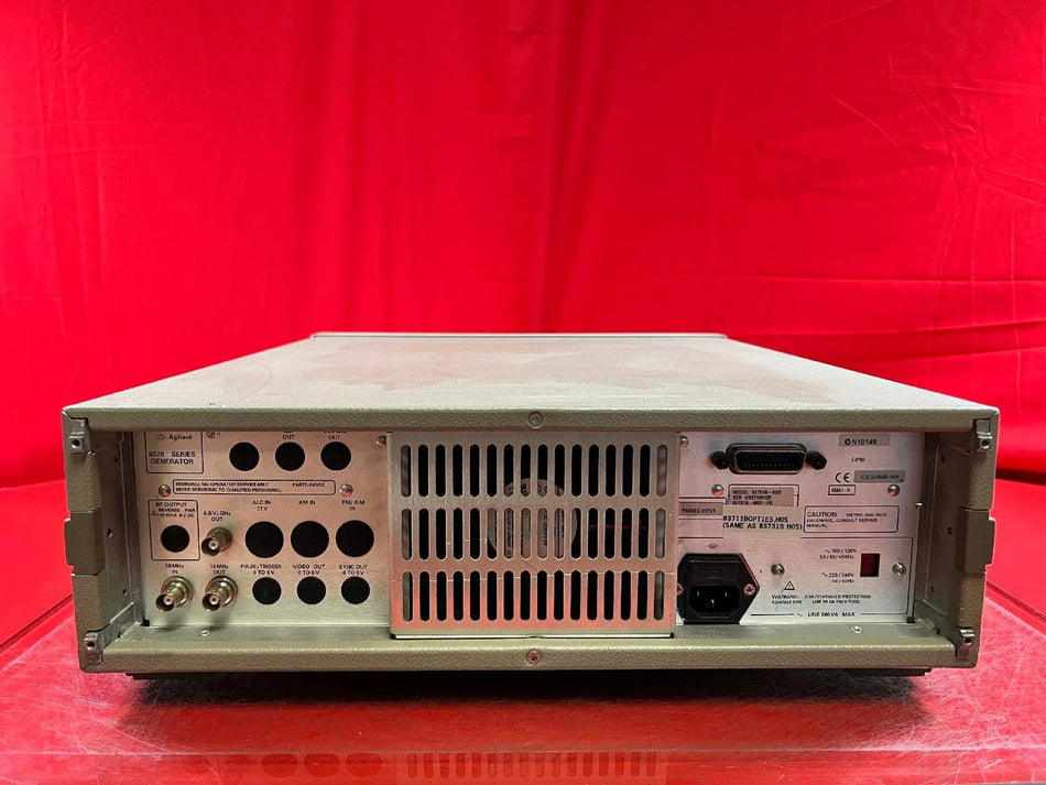 Agilent/Keysight 83711B Synthesized CW Generator 1-20GHz SN US37100120 AS-IS