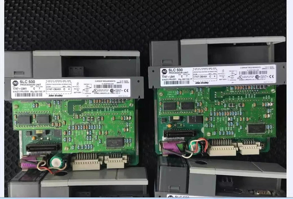 1747-L541 RF Switch - High-Performance Component