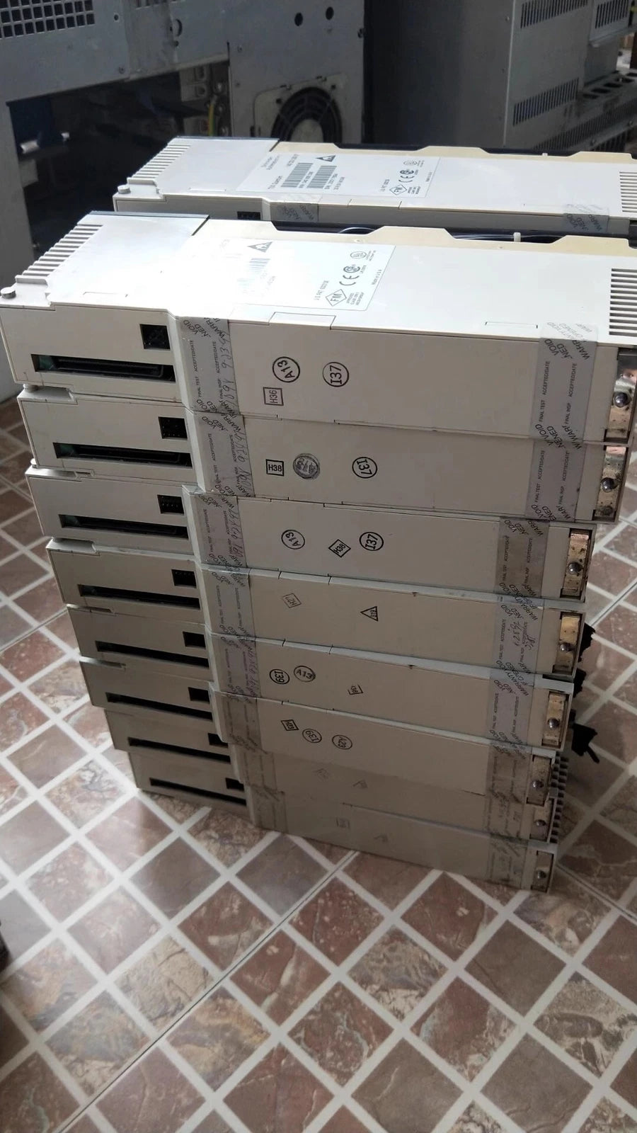 Schneider Electric 140DDI35300 Input Module