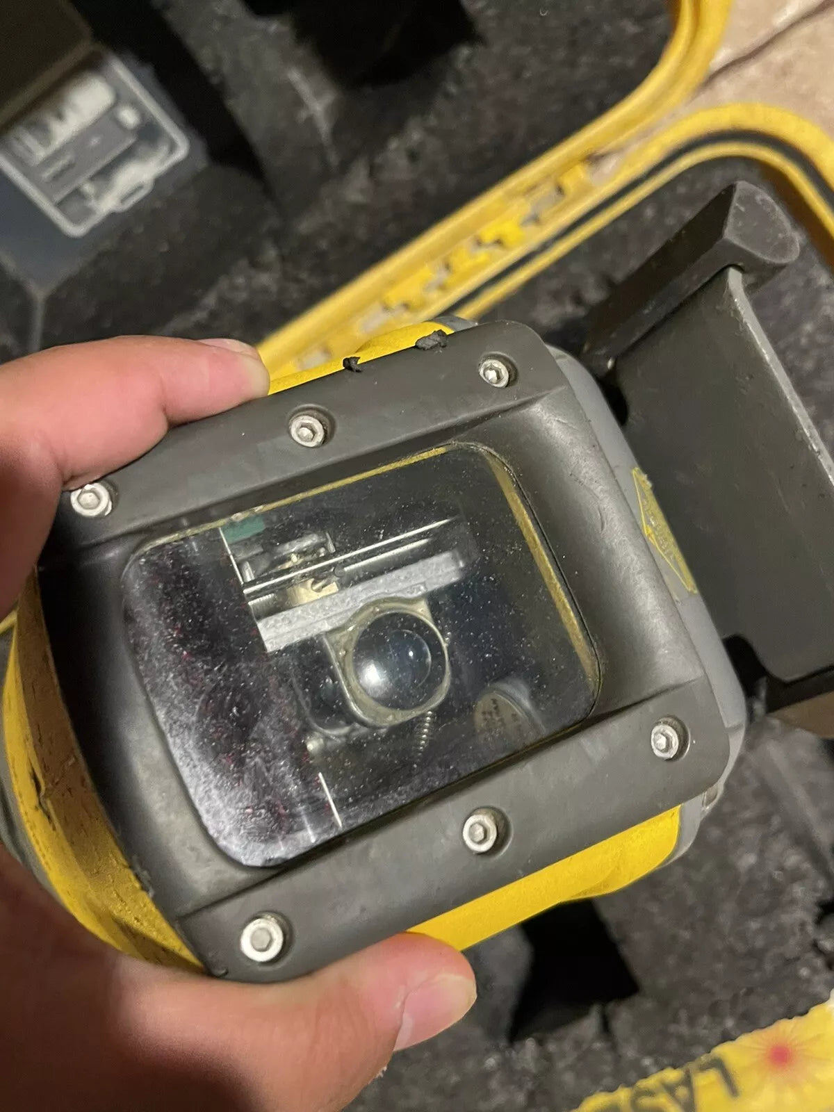 Spectra Trimble DG511 Precision Pipe Laser Kit