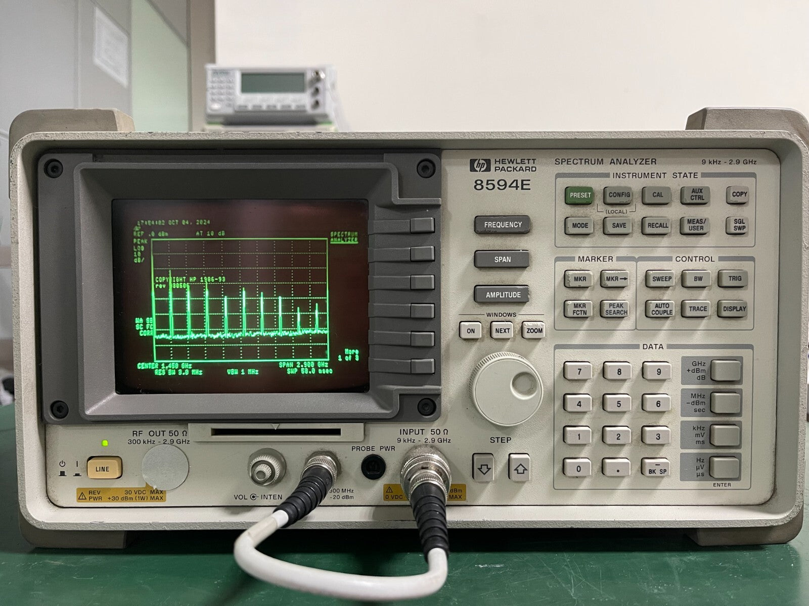 Agilent 8594E Spectrum Analyzer