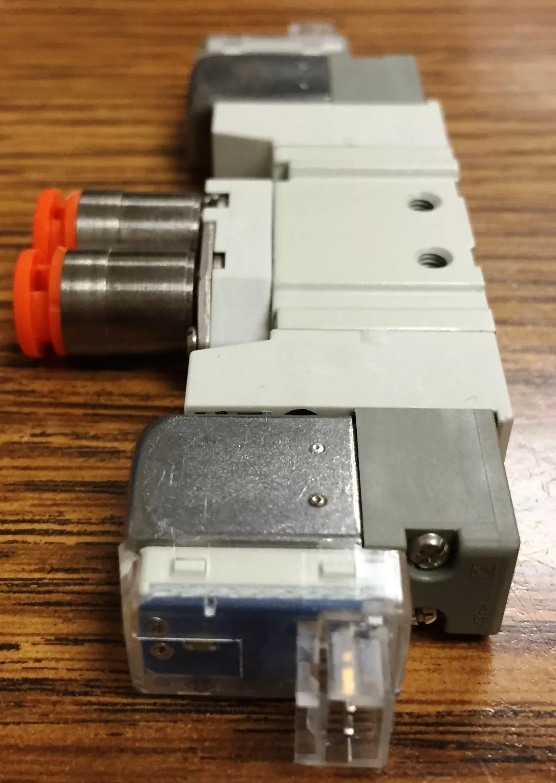 SMC SY3220-5L0Z-N7 Solenoid Valve 24 VDC