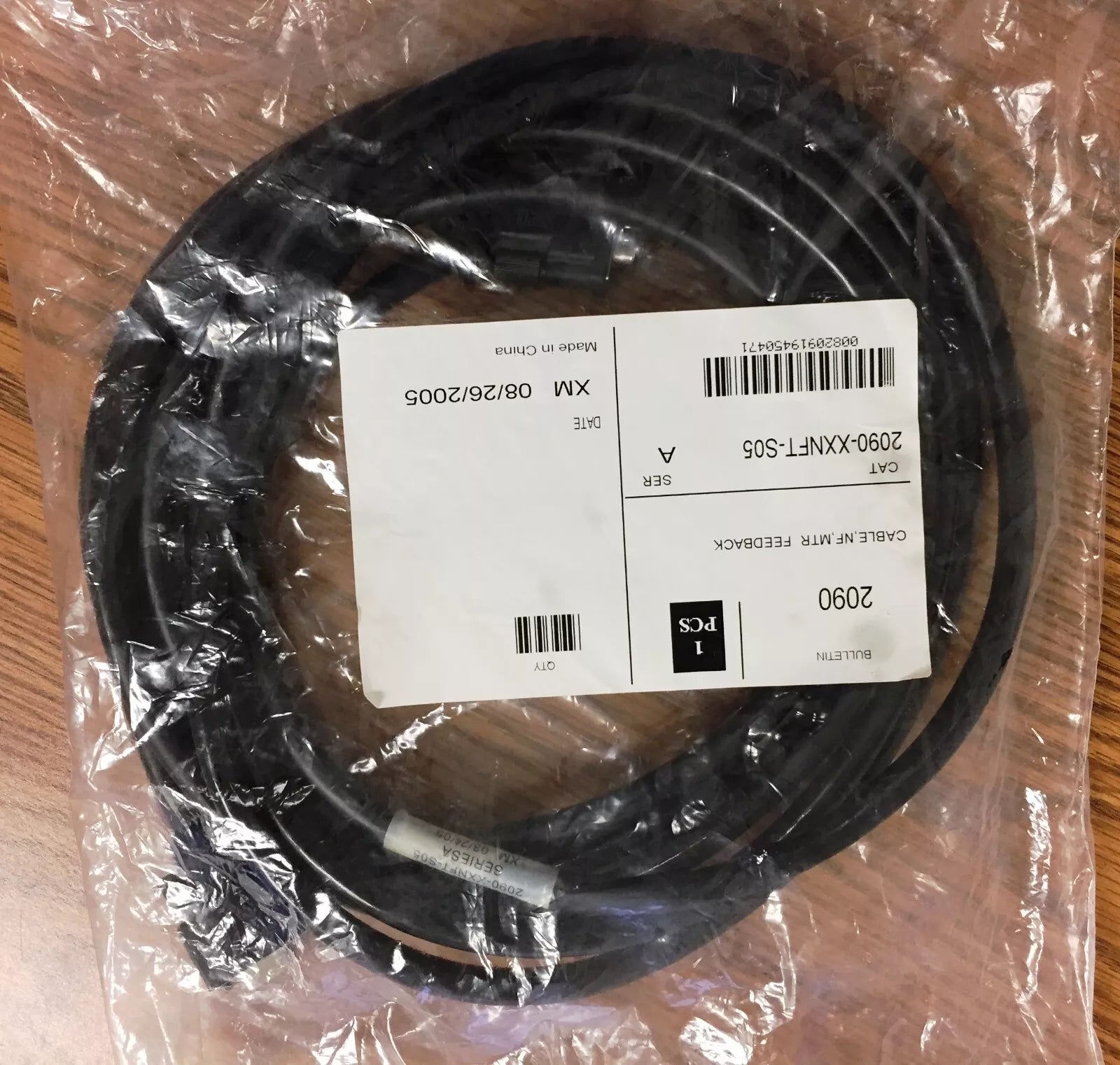 Allen Bradley 2090-XXNFT-S05 Series A Kinetix Drive 5M Length Motor Feedback Cable
