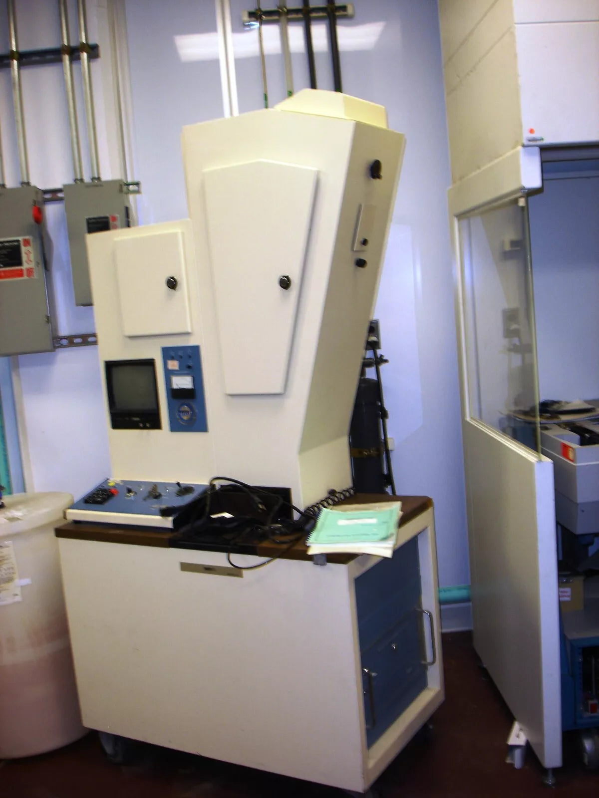 Hamamatsu C1515-02 Wafer Surface Inspection System