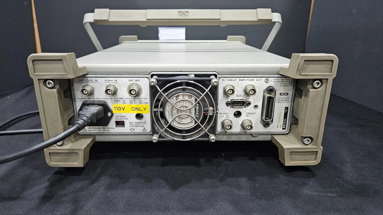 HP 85644A 300kHz-6.5GHz Tracking Source Not Working (0136)