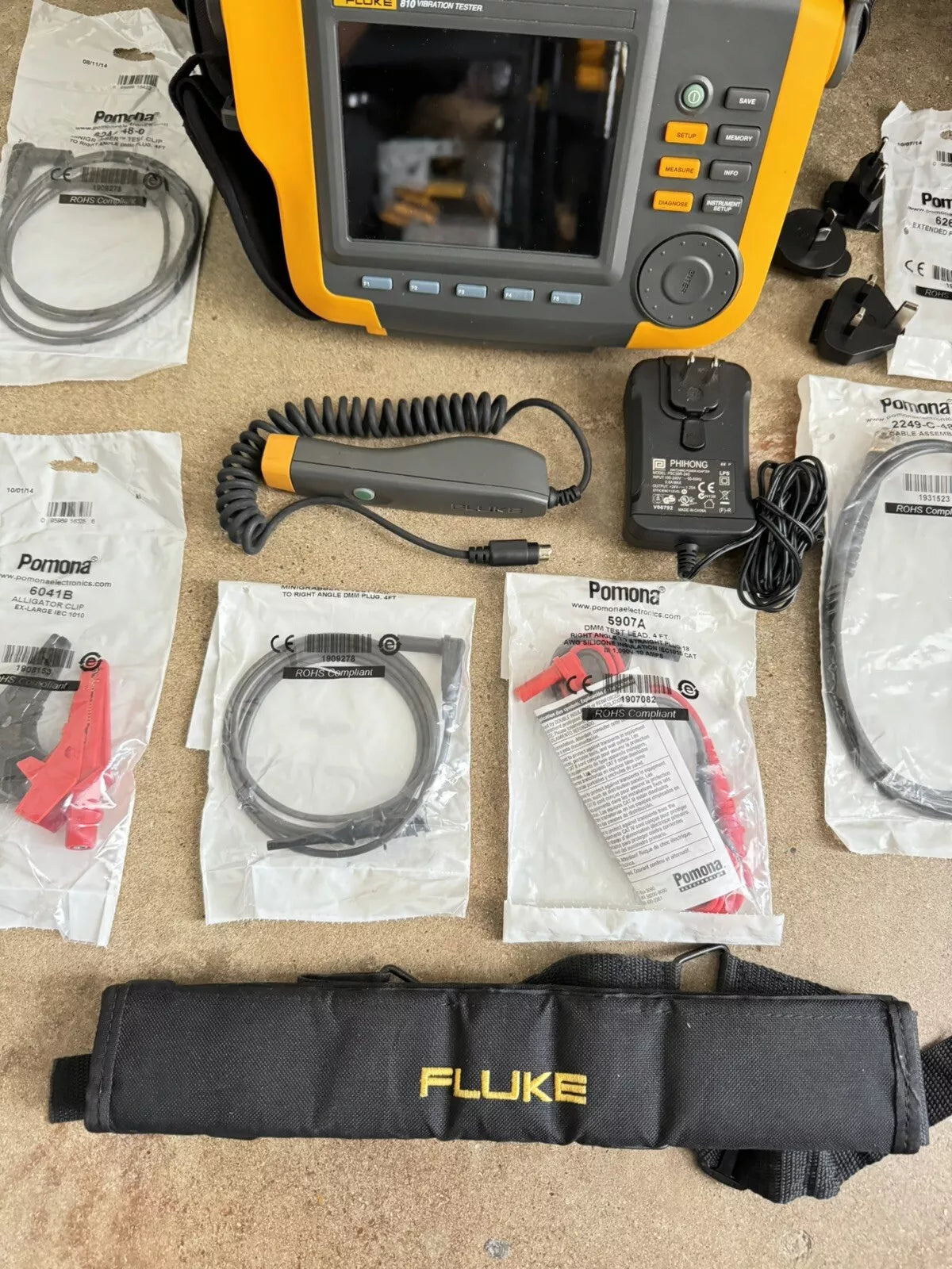 FLUKE 810 Vibration Tester & Tachometer