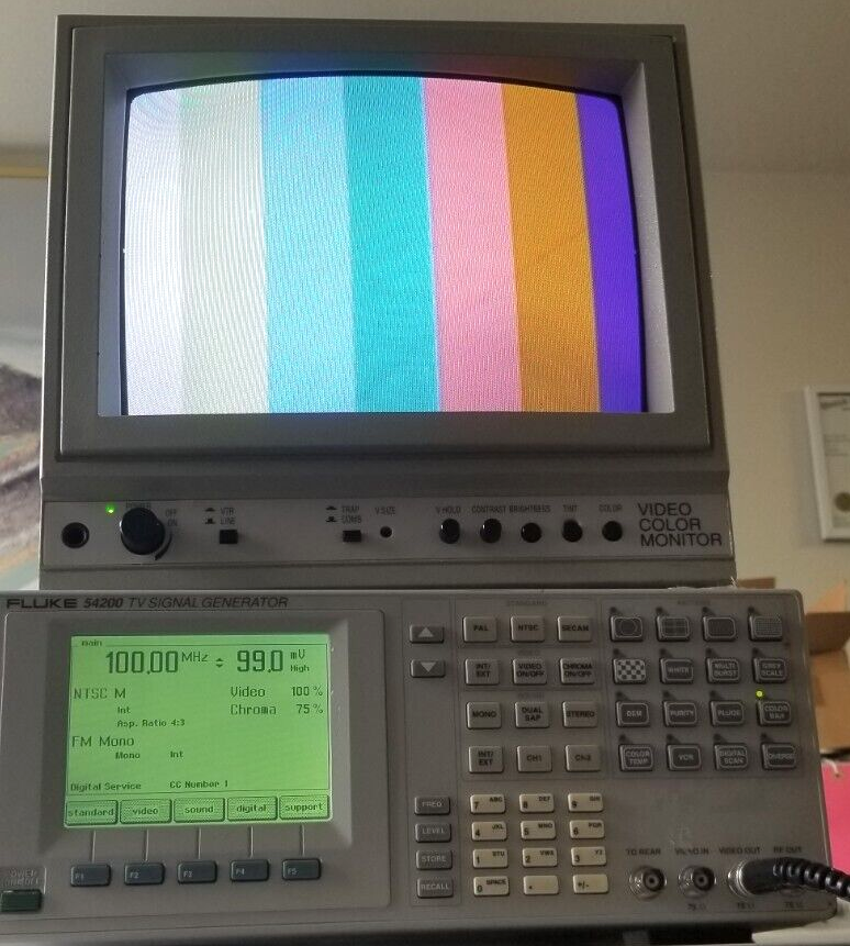 FLUKE 54200 Multi-Format Video Generator