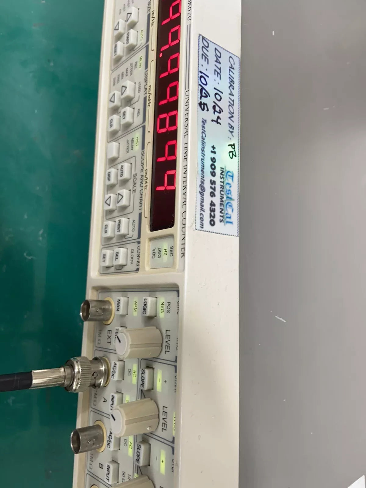 SRS Stanford Research SR620 12 Digit Frequency Counter 1.3 GHz 25 ps with Opt 01