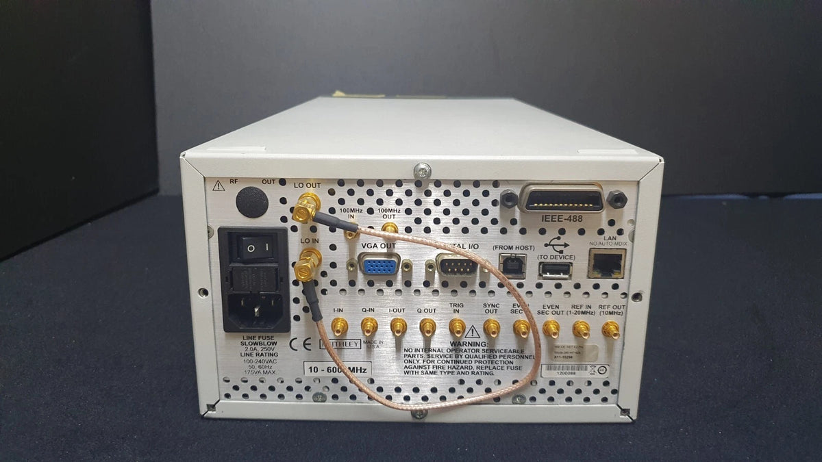 Keithley 2920 RF Signal Generator (As-is Selling)