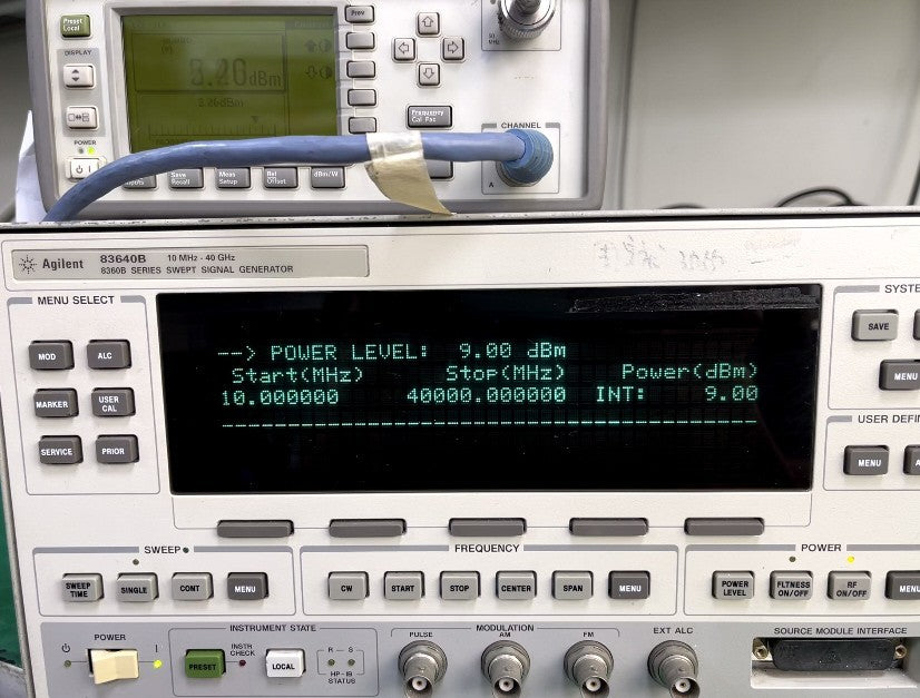 Agilent 83640B Synthesized Sweep Signal Generator 10MHz-40GHz