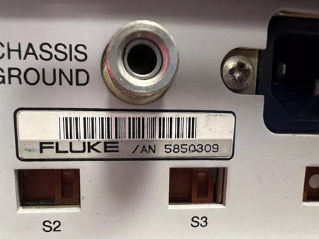Fluke 5720A/AN Multifunction Calibrator with Option EP and 03, Model 5720A SN 5850309
