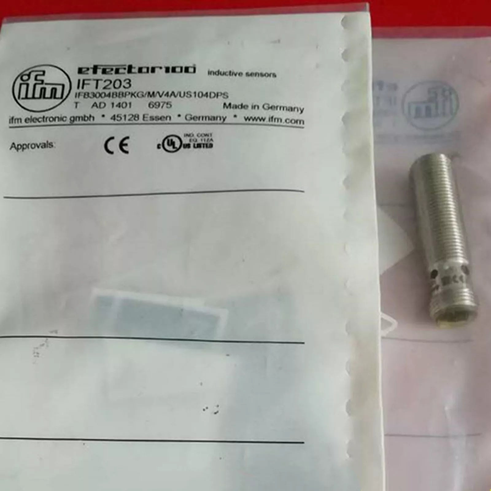 IFM IFT203 Electronic Flow Sensor Switch