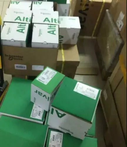 Schneider ATV320U15N4C Inverter - New In Box - Expedited Shipping
