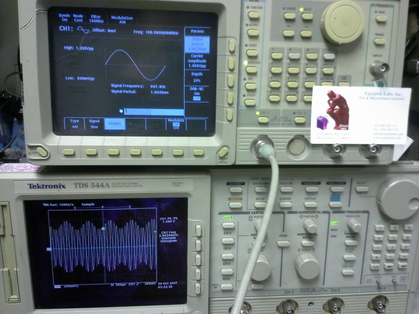 AFG2020 100MHz Programmable Arbitrary Waveform Generator