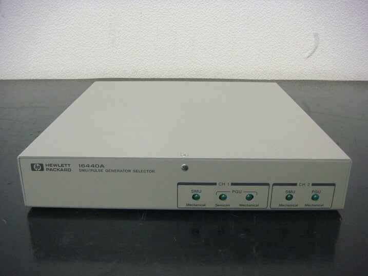 16440A SMU/Pulse Generator Selector by HP