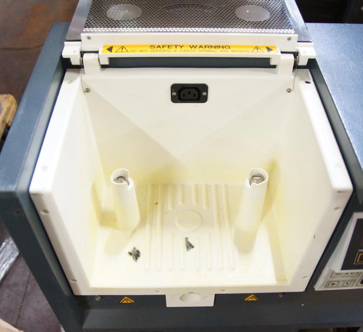 Megger Foster OTS 100AF / 2 Automatic Oil Dielectric Tester Set