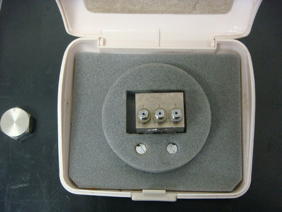 Rion PV-93 Accelerometer