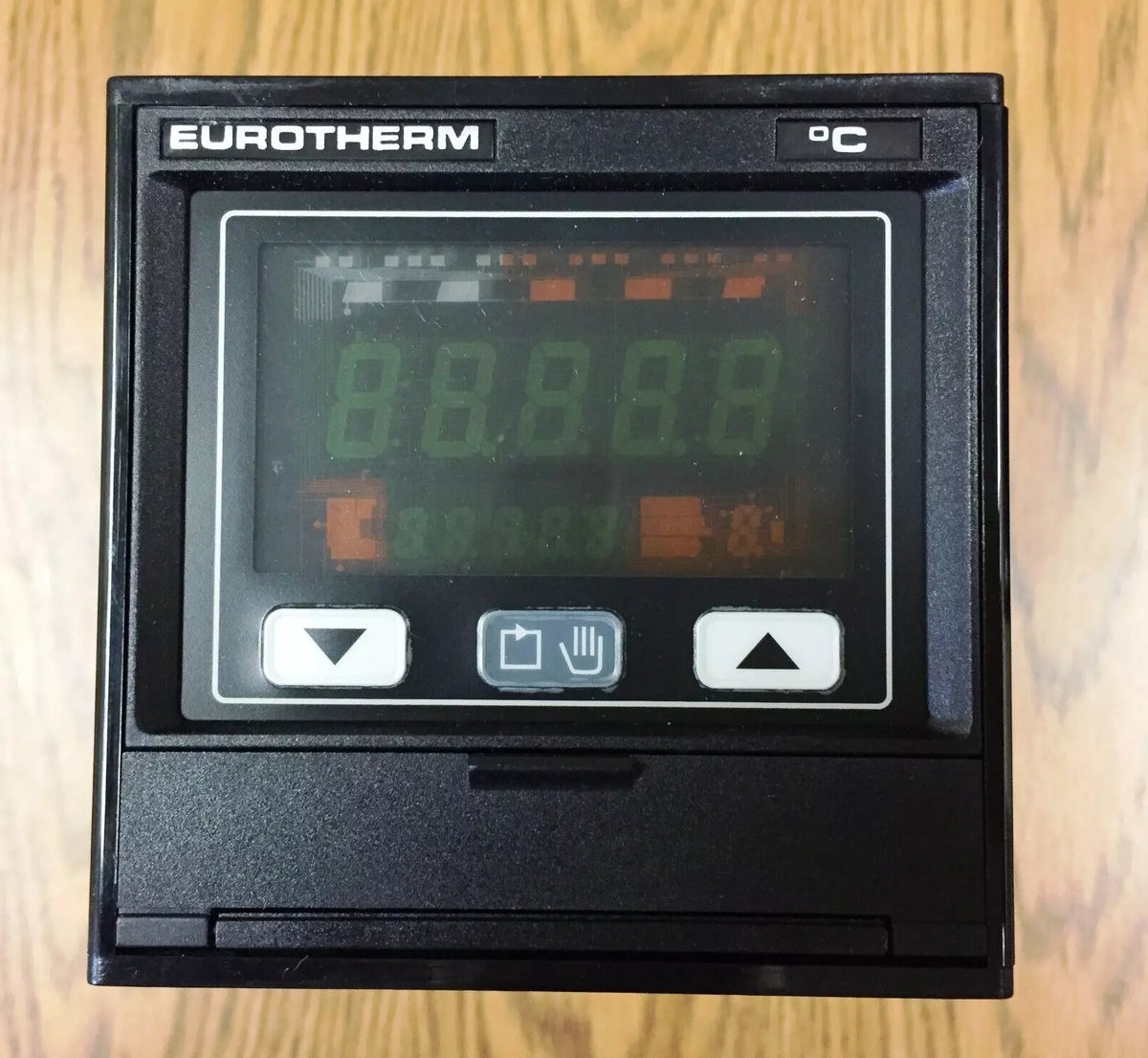 EUROTHERM 818S Temperature Programmable Controller