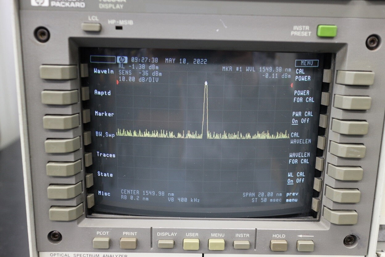 HP 71450A /009 H02 Optical Spectrum Analyzer