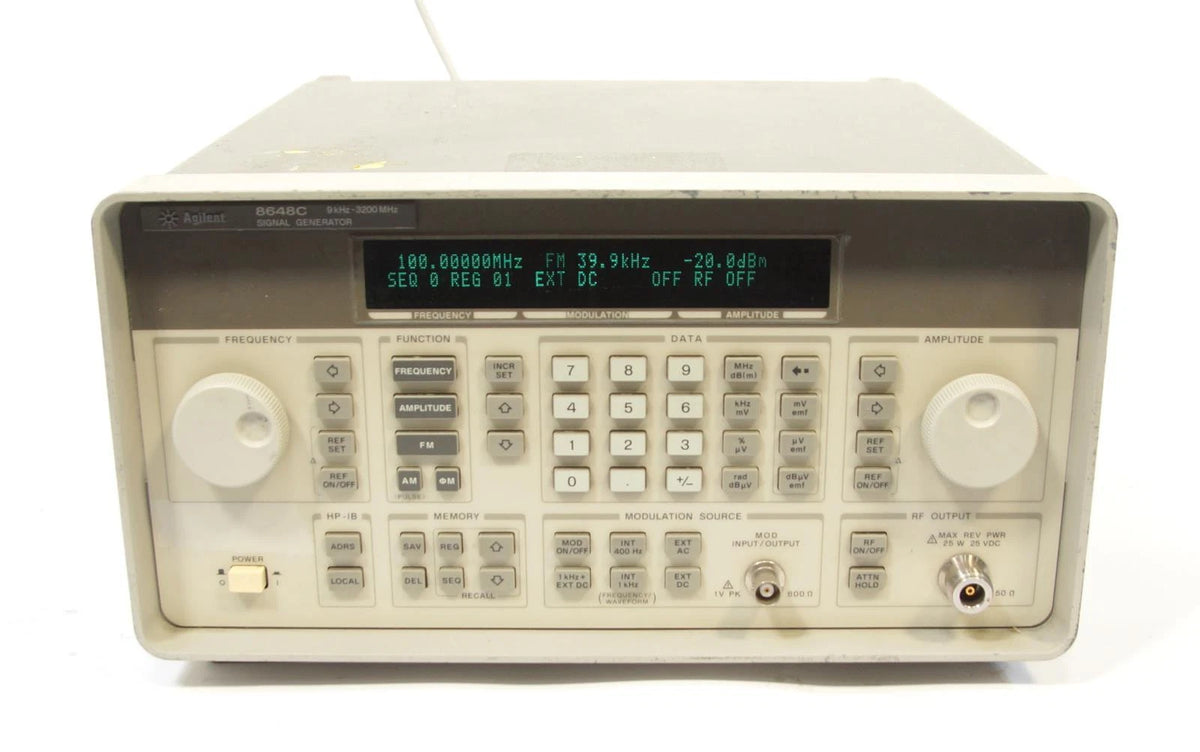 HP / Agilent 8648C Synthesized Signal Generator 9 kHz - 3200 MHz