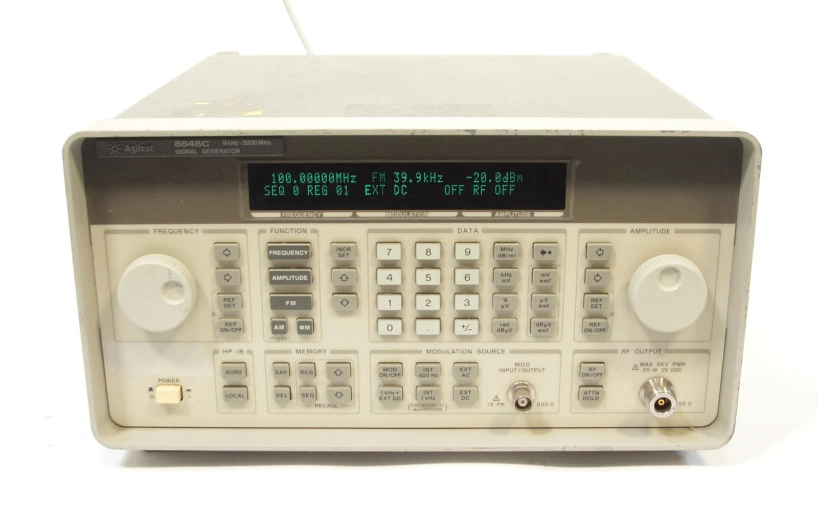 HP / Agilent 8648C Synthesized Signal Generator 9 kHz - 3200 MHz