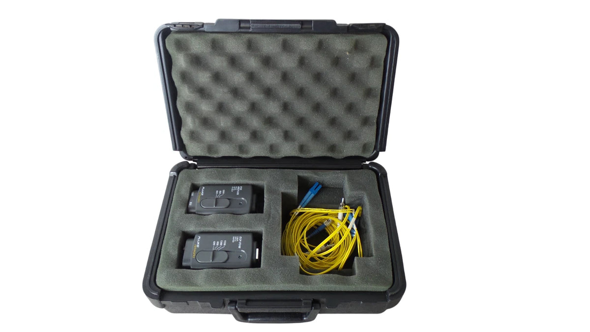 Fluke Network FOS 850/1300 Fiber Optic Source & DSP-FOM Fiber Optic Meter