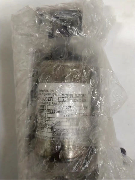 426H4-13-P3-Z16 High Strength Roller Chain 16ft for Industrial Applications