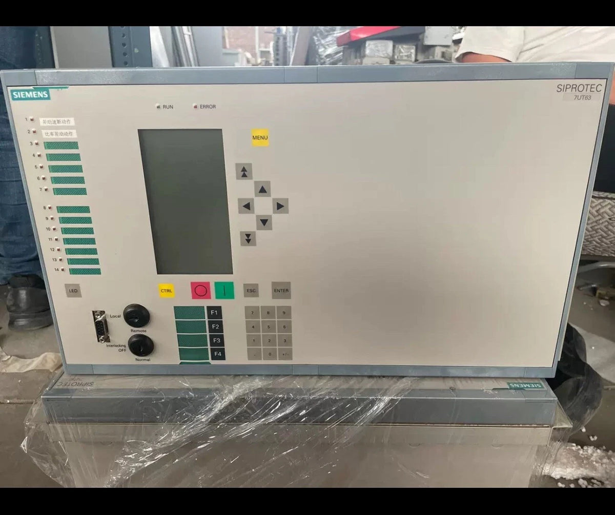 Siemens 7UT6351-5EB02-1AA0/FF - Generator Protection Relay