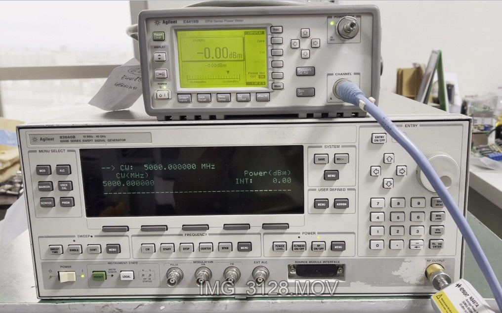 Agilent 83640B 10MHz-40GHz Synthesized Swept Signal Generator ,W/ opt. 001 _0997 - XG eqpt