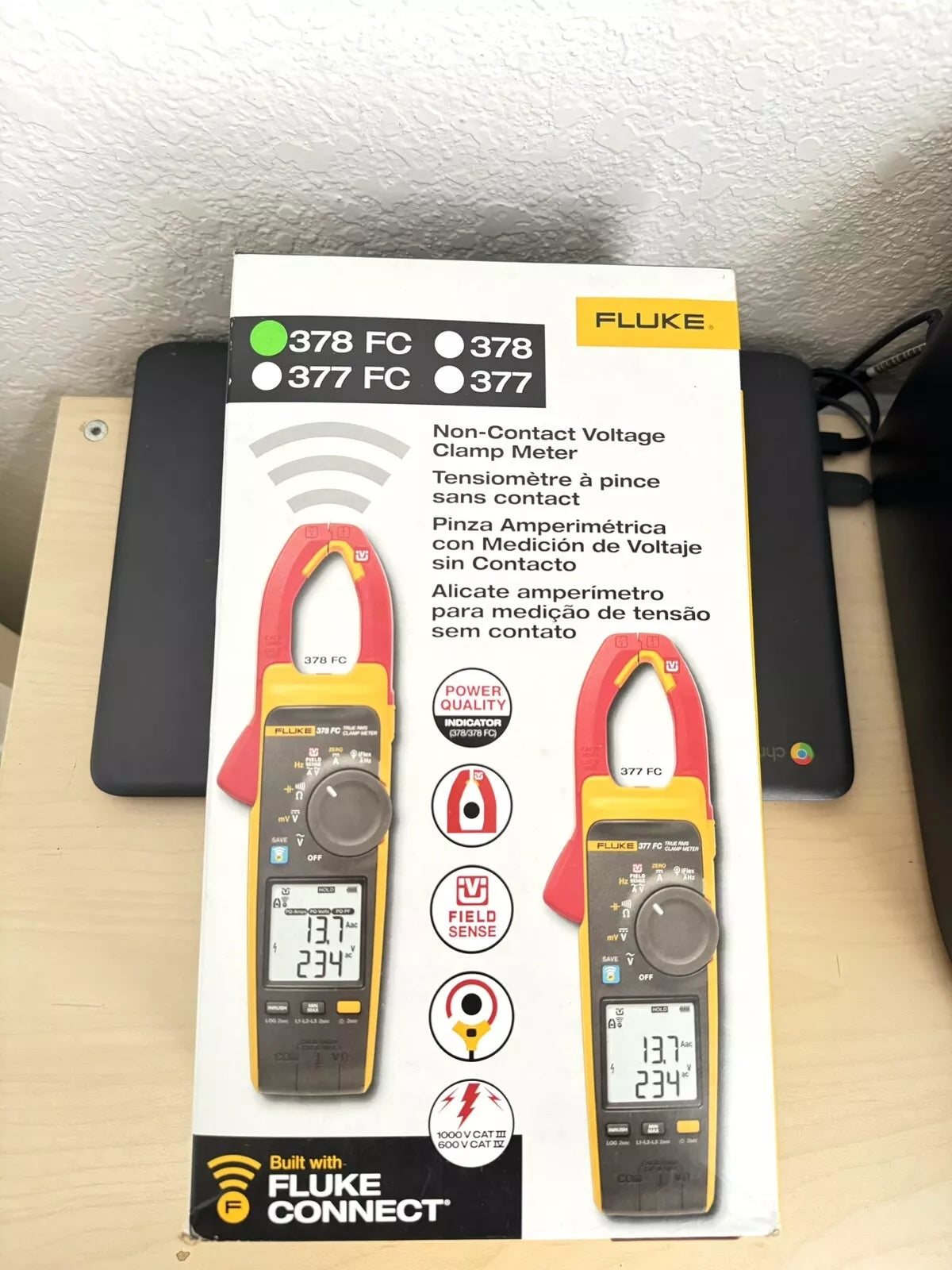 FLUKE 378 FC Non-Contact Voltage Clamp Meter with FieldSense and iFlex