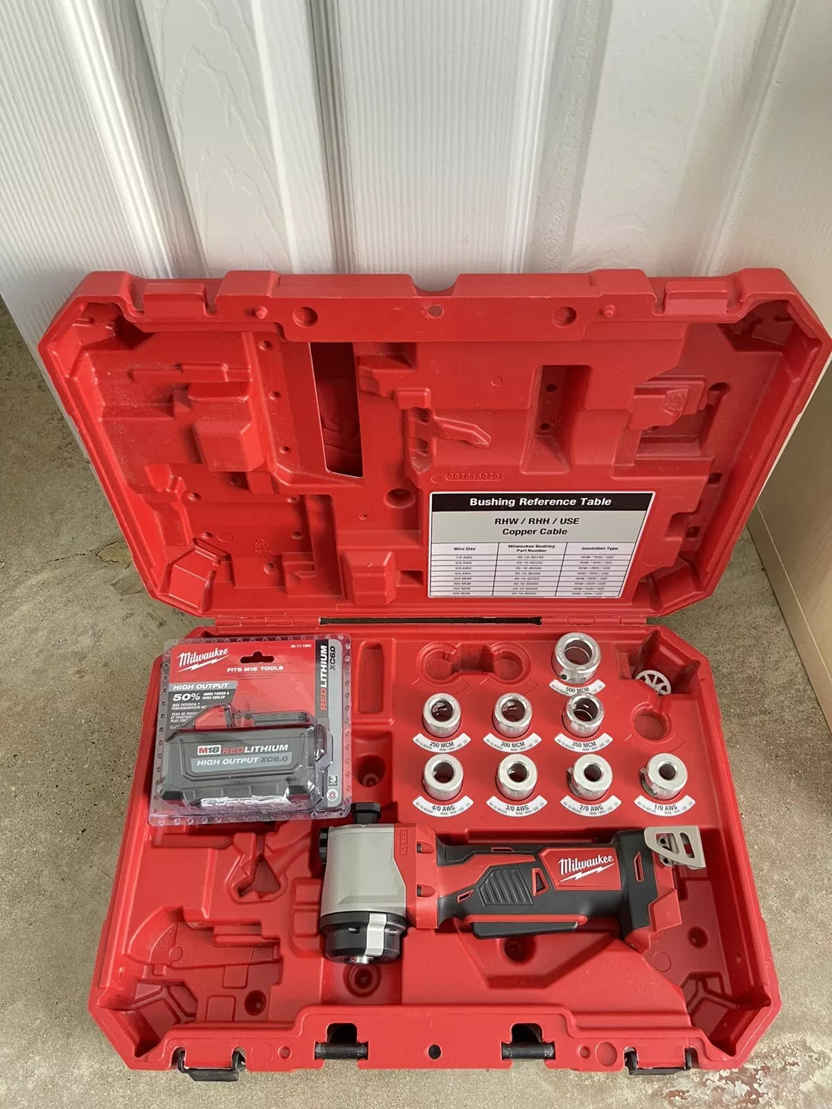 Milwaukee Tool 2935X-21 M18 Cordless Cable Stripper Kit for Cu & Al w/ 6.0 BAT