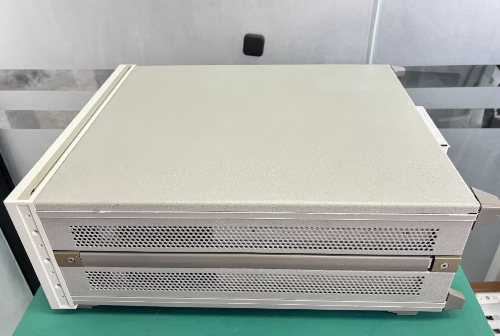 1PCS Agilent HP 4284A Precision LCR Meter 20Hz-1MHz