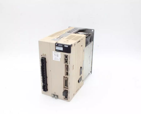 YASKAWA SGDV-120A21A AC Servo Drive 1.5KW 200-230VAC 50/60HZ 3 Phase