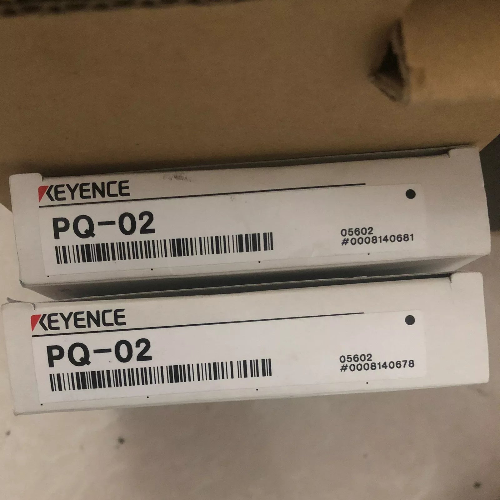 KEYENCE PQ-02 Photoelectric Sensor for Precision Detection