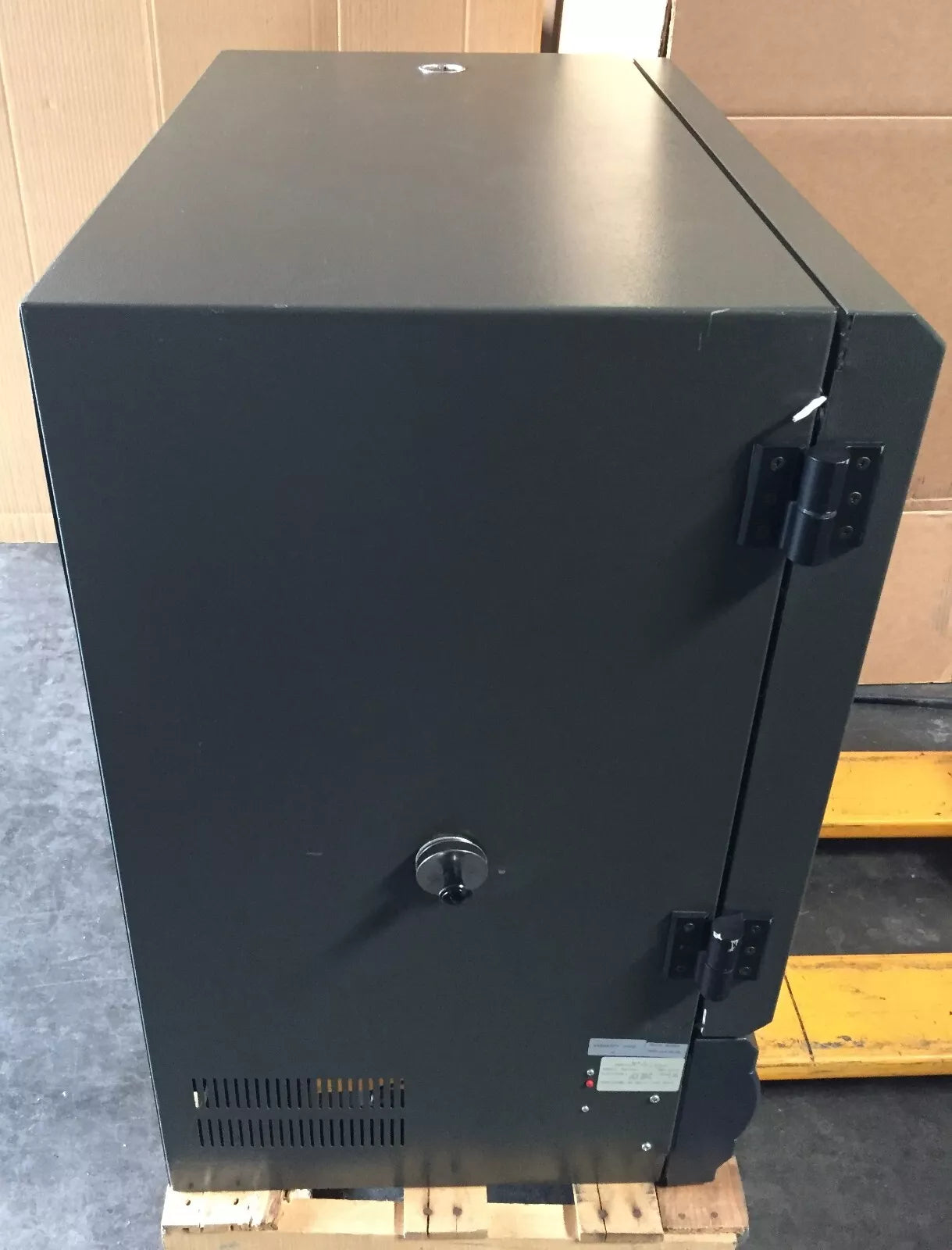 Blue M MO1440A Mechanical Convection Oven, Black Color