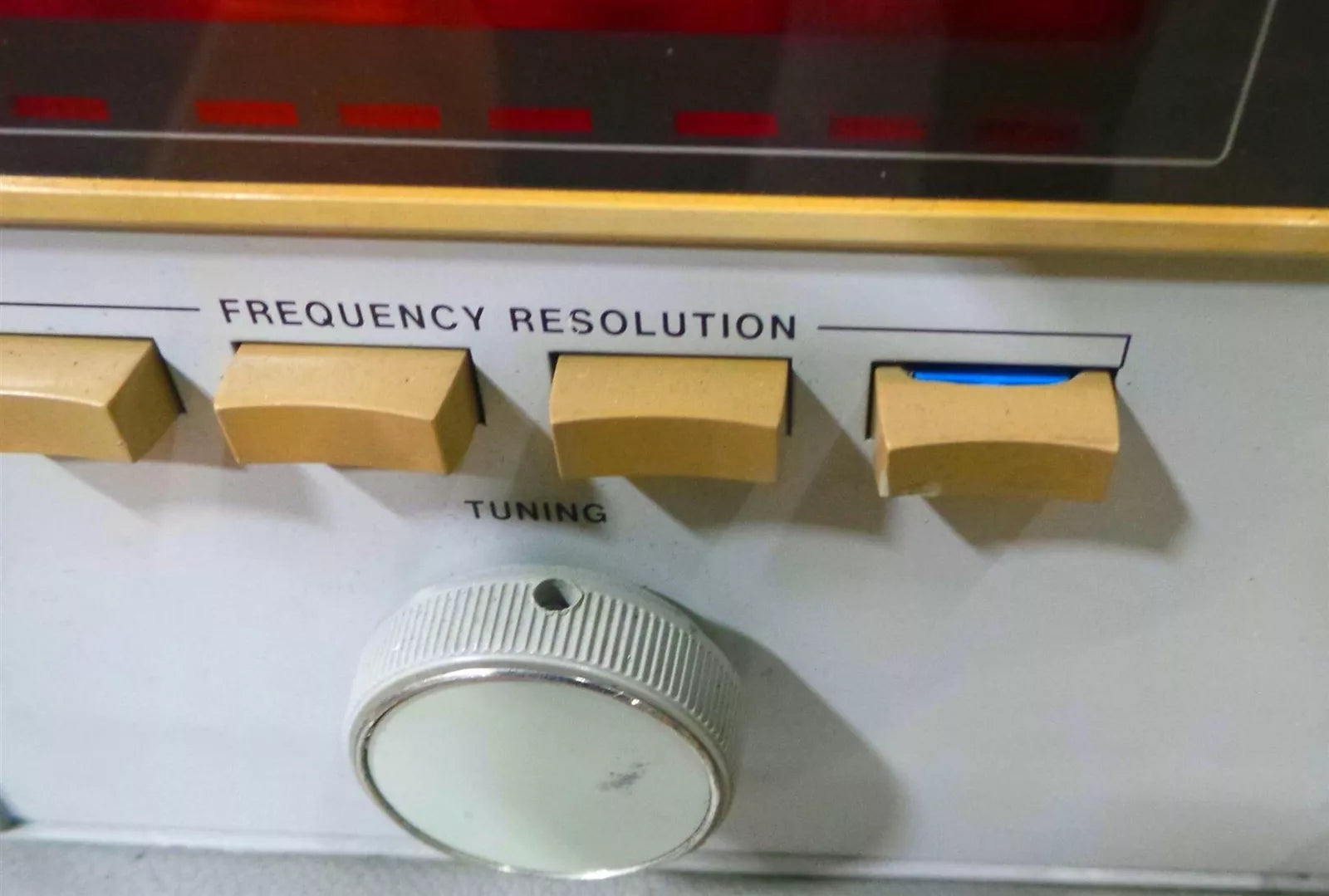 HP 8671B CW Generator 2.0 to 18GHz High Frequency Signal Source