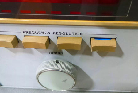 HP 8671B CW Generator 2.0 to 18GHz High Frequency Signal Source