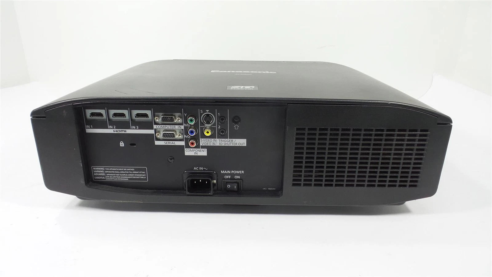 Panasonic PT-AE8000 Full HD 3D Home Cinema Projector - Lamp Timer : 1400 Hrs