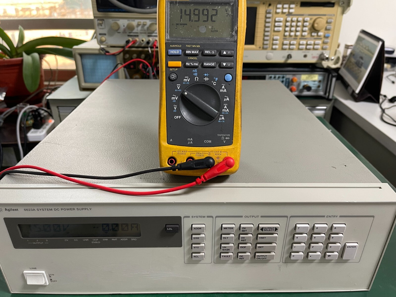 HP Agilent 6623A System DC Power Supply 3 outputs _0938_0943