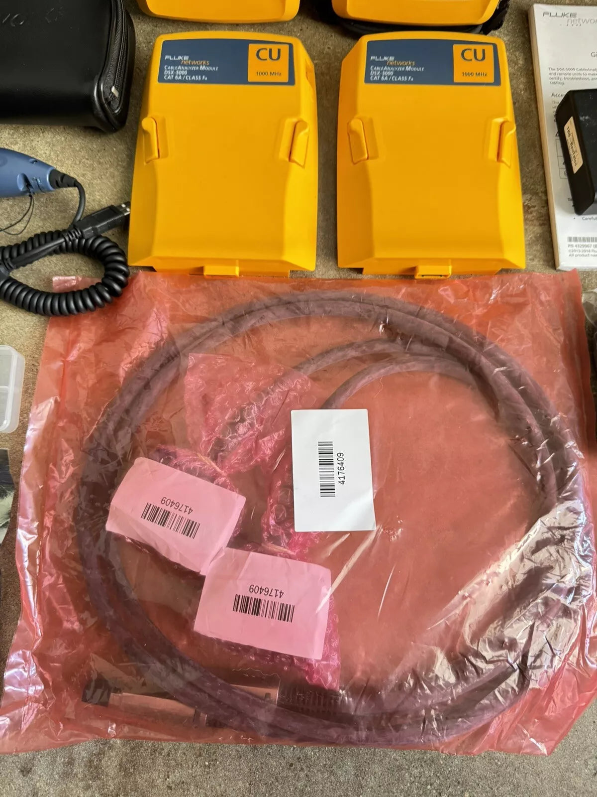 Fluke Networks DSX-5000 Versiv Cat6 Cable Certifier Tester Kit & FI-1000-Kit