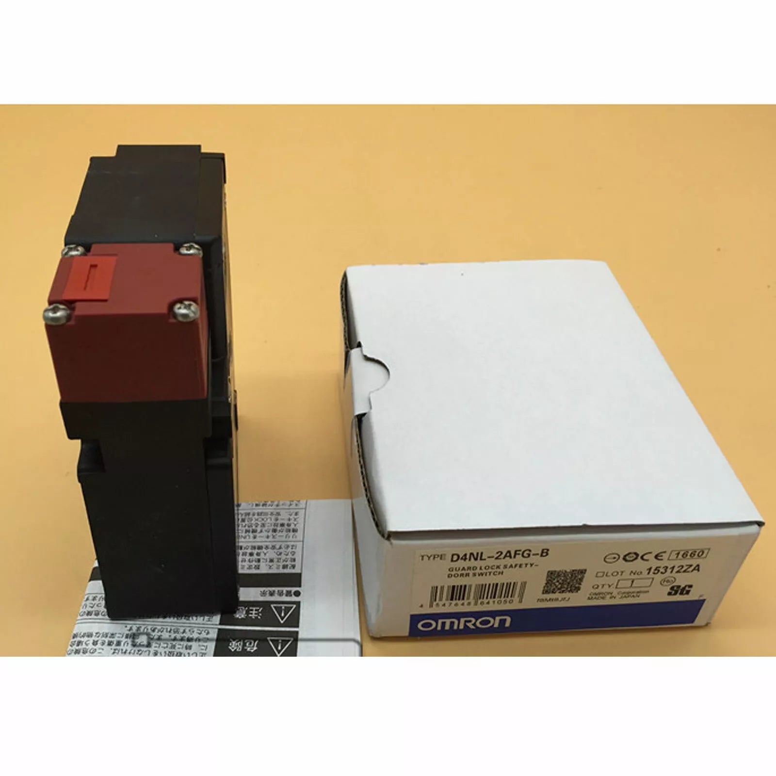 Omron D4NL-2AFG-B Safety Switch - New in Box - XG eqpt