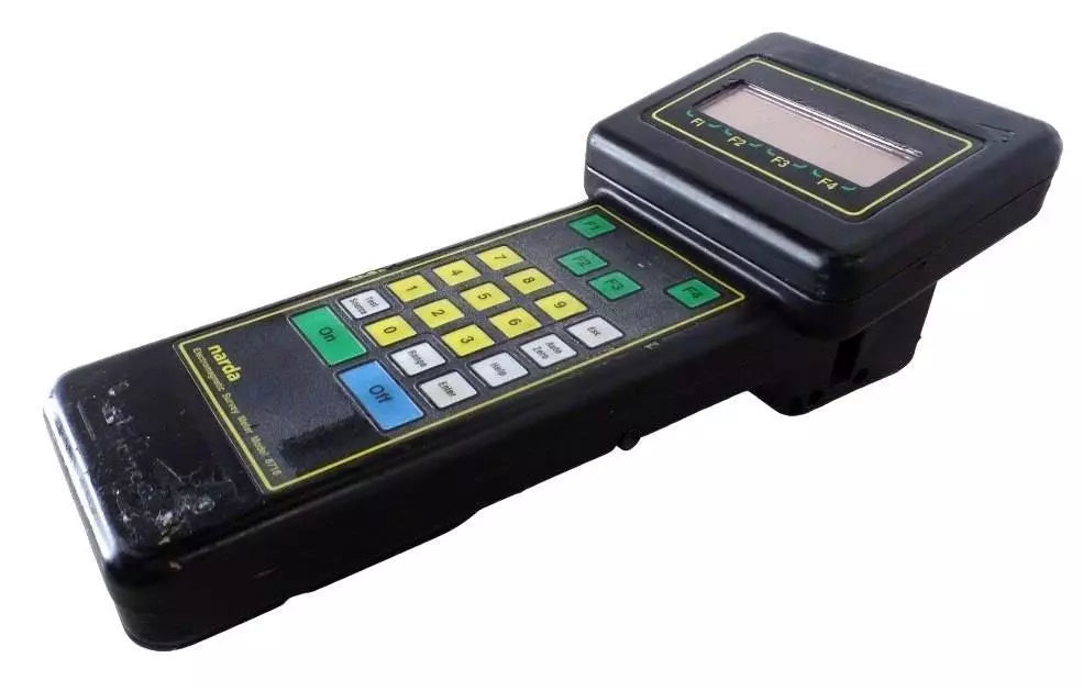 Narda 8718 Electromagnetic Survey Meter