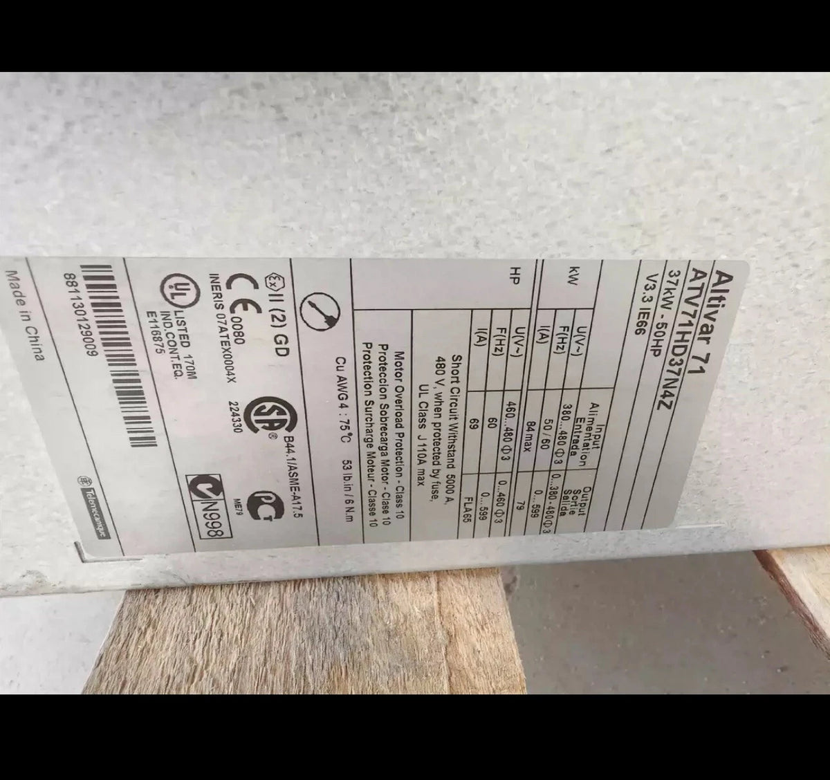 Schneider Electric ATV71HD37N4Z Variable Speed Drive
