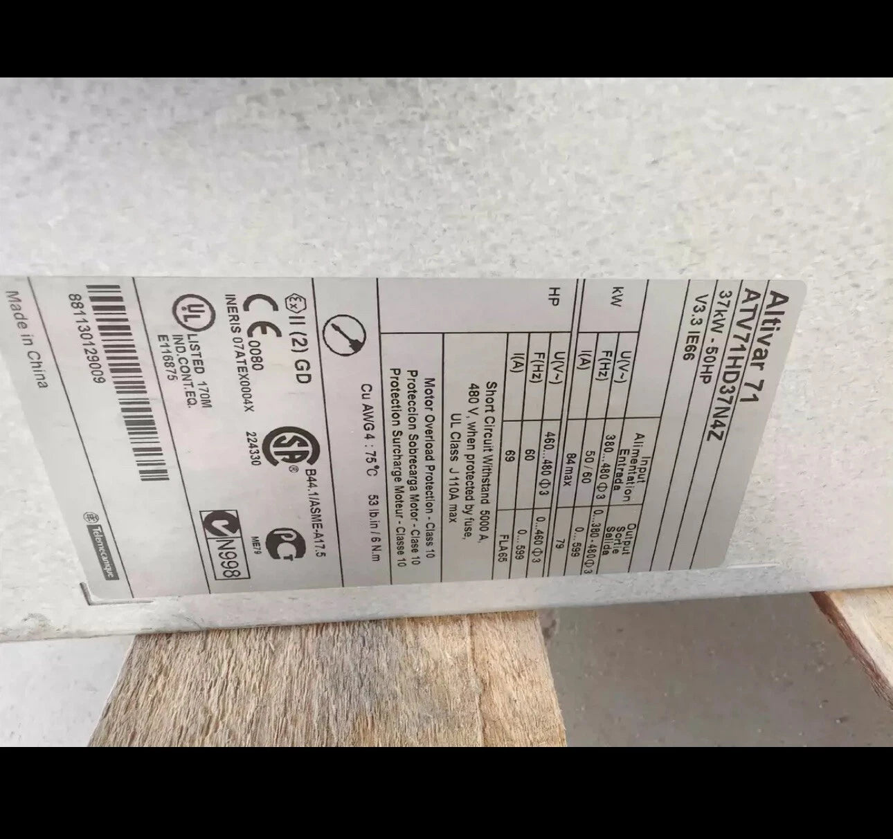 Schneider Electric ATV71HD37N4Z Variable Speed Drive