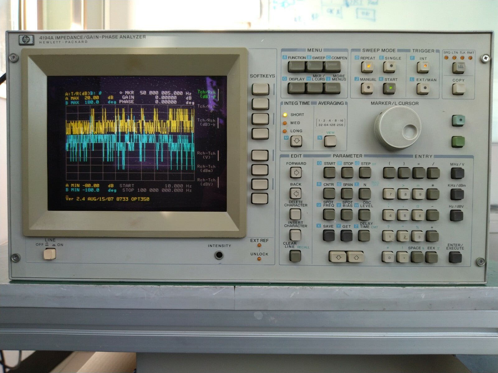 HP Agilent 4194A Impedance/Gain<wbr/>-Phase Analyzer, w/o Measurement Unit (3084/3625)