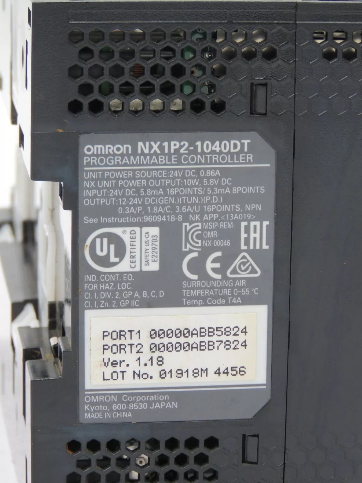 Omron NX1P2-1040DT Input/Output Programmable Controller Module 24V DC