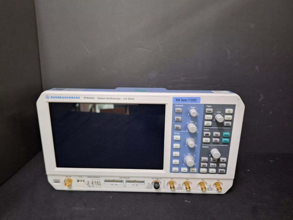 R&S RTB2004 Oscilloscope 4CH 300MHz 2.5GSa/s Opt. B243 Z1 (2202)
