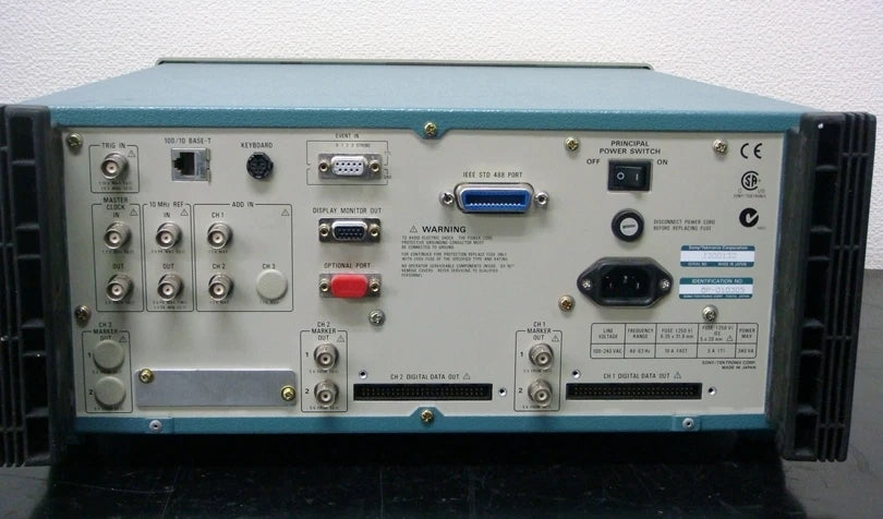 Tektronix AWG420 200MHz 16bit 2ch Airbitarity Waveform Generator