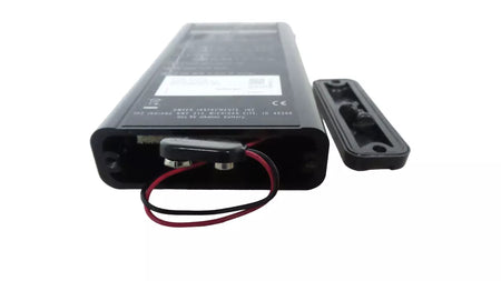 Dwyer Instruments Series 477AV-00 Digital Manometer - Reliable Pressure Measurement Tool