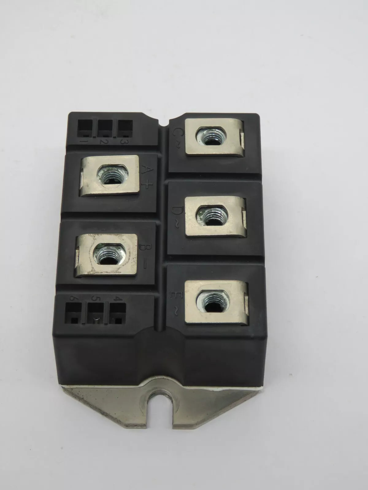 IXYS VUO110-16NO7 Bridge Rectifier Diode Module 5-Pole 1.6 kV 125A 1.46V